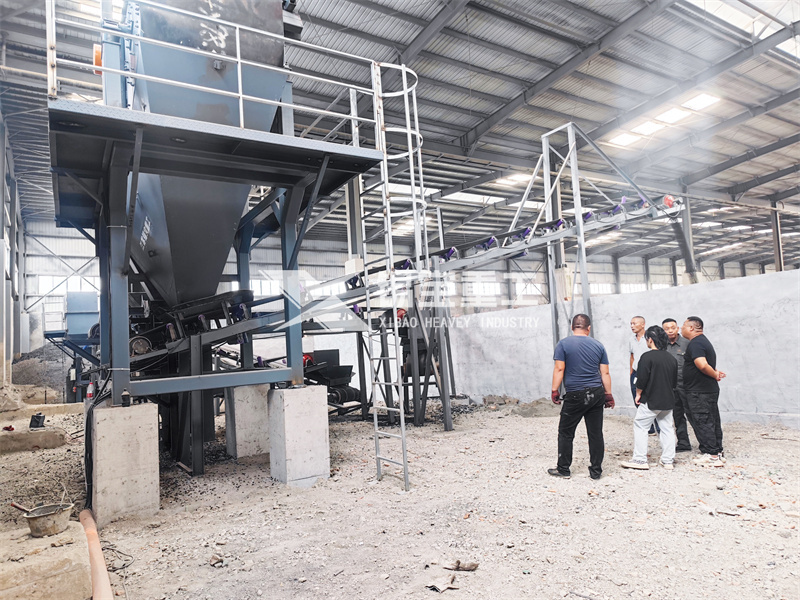 瀝青銑刨料破碎篩分設(shè)備 瀝青銑刨料破碎篩分設(shè)備